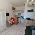 Ground Floor With Access To And Pool * Le Barcarès