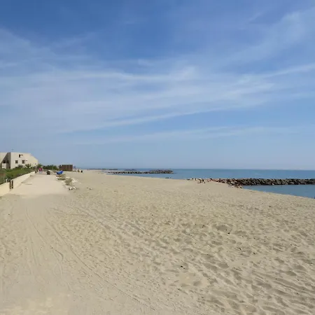 Ground Floor With Access To And Pool Le Barcarès