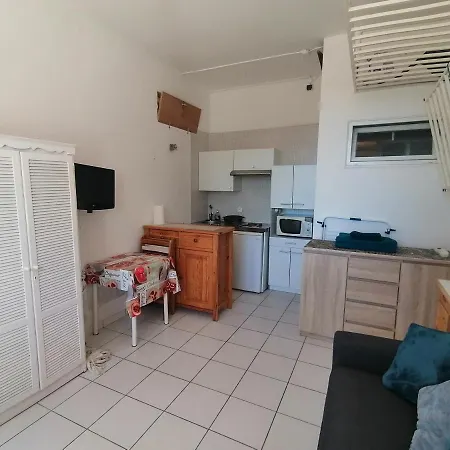 Ground Floor With Access To And Pool * Le Barcares