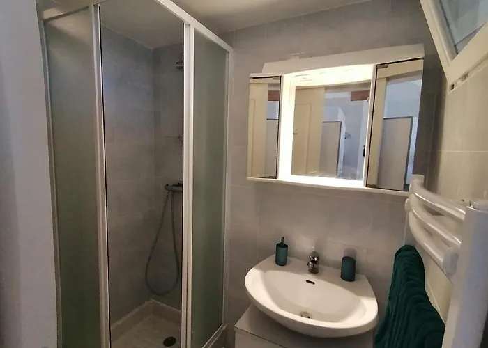 Ground Floor With Access To And Pool Apartamento